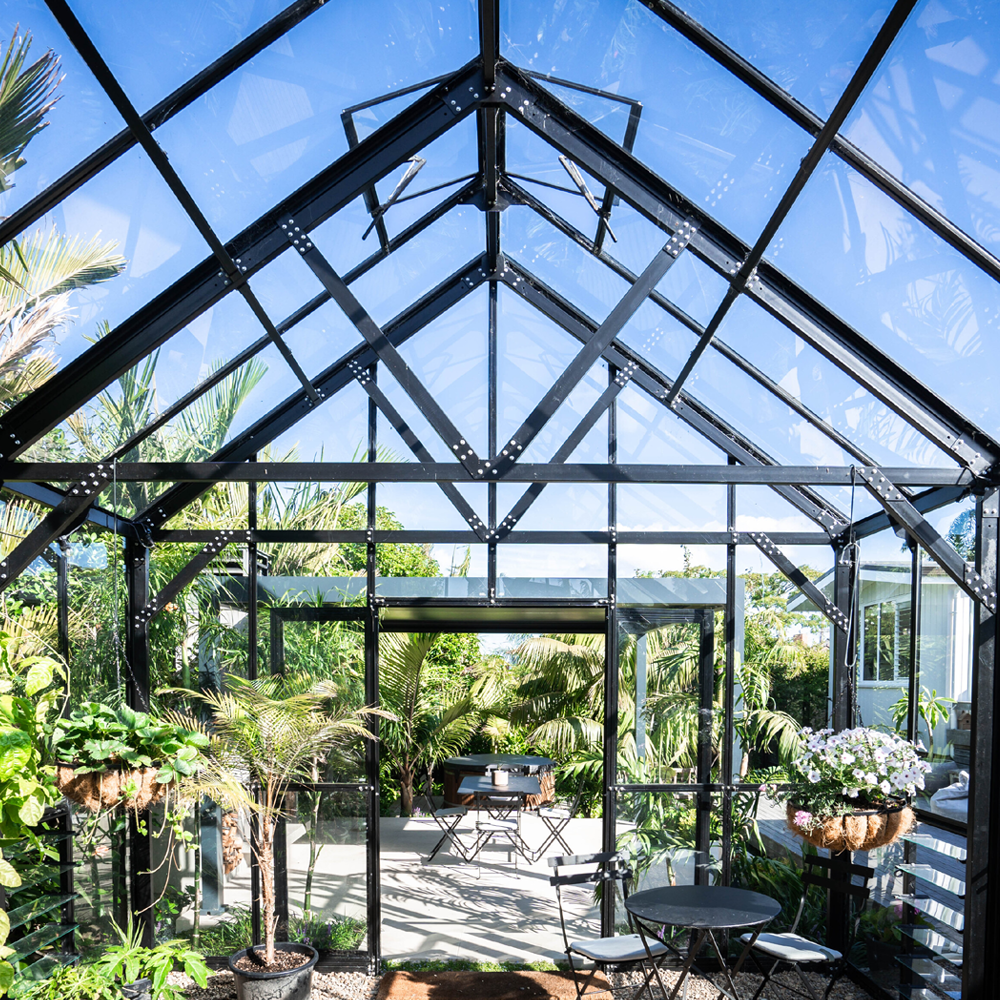 12x16ft (3.8x5.1m) Greenhouse