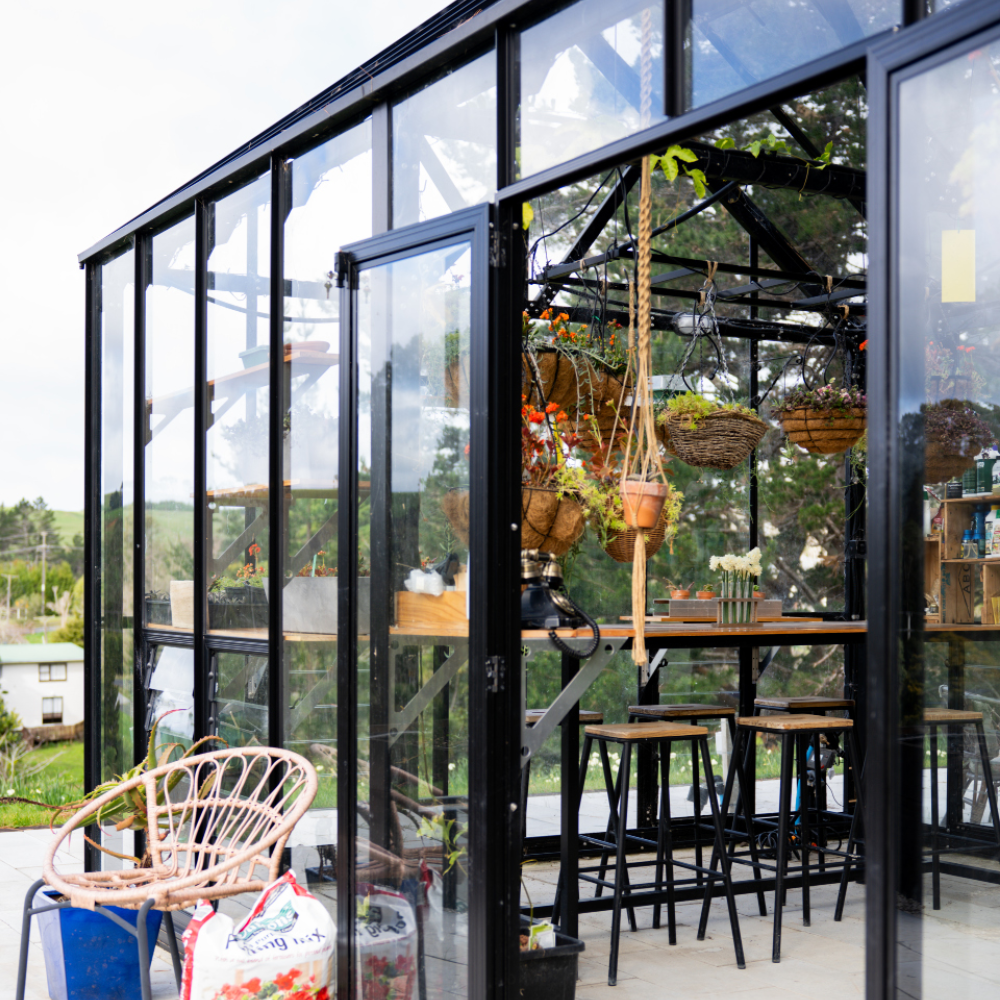 12x24ft (3.8x7.7m) Greenhouse